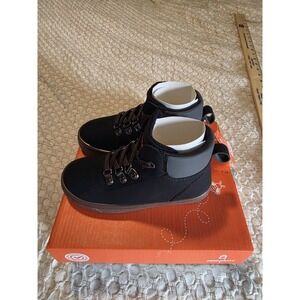 Toddler Boots Style Shoes, Brand New In BOX Oophies Hudson Size 11Y